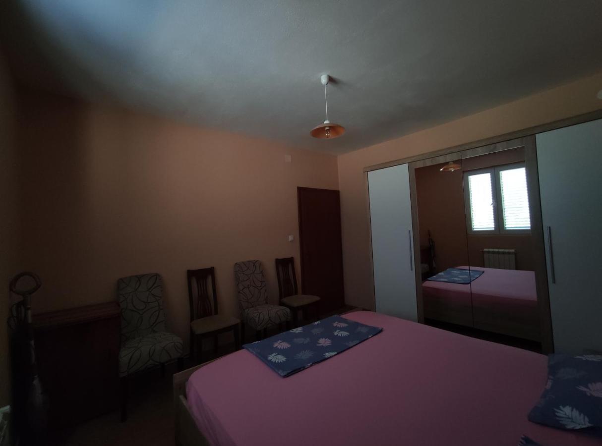 Apartman Bujkovic Sutvara Apartment Kotor Room photo